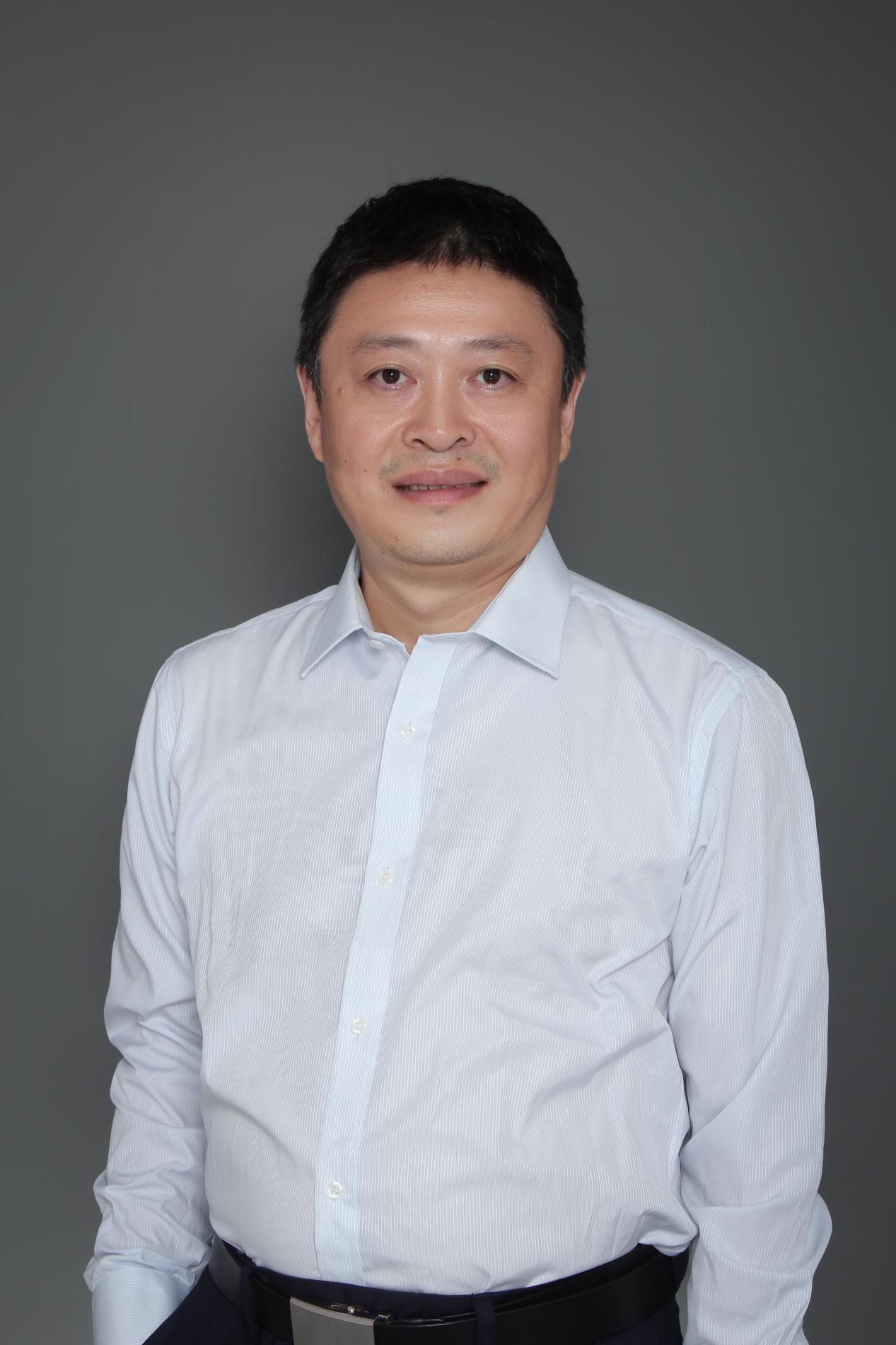 张旭本人照片 张旭本人照片